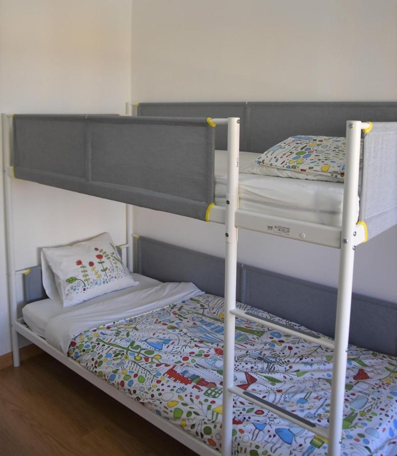 Large Apartment Near The Beach And Lisbon Costa de Caparica Buitenkant foto